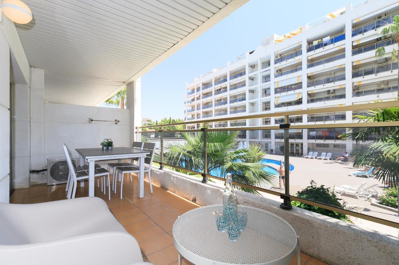 Uhc Michelangelo Apartments Salou Exterior photo