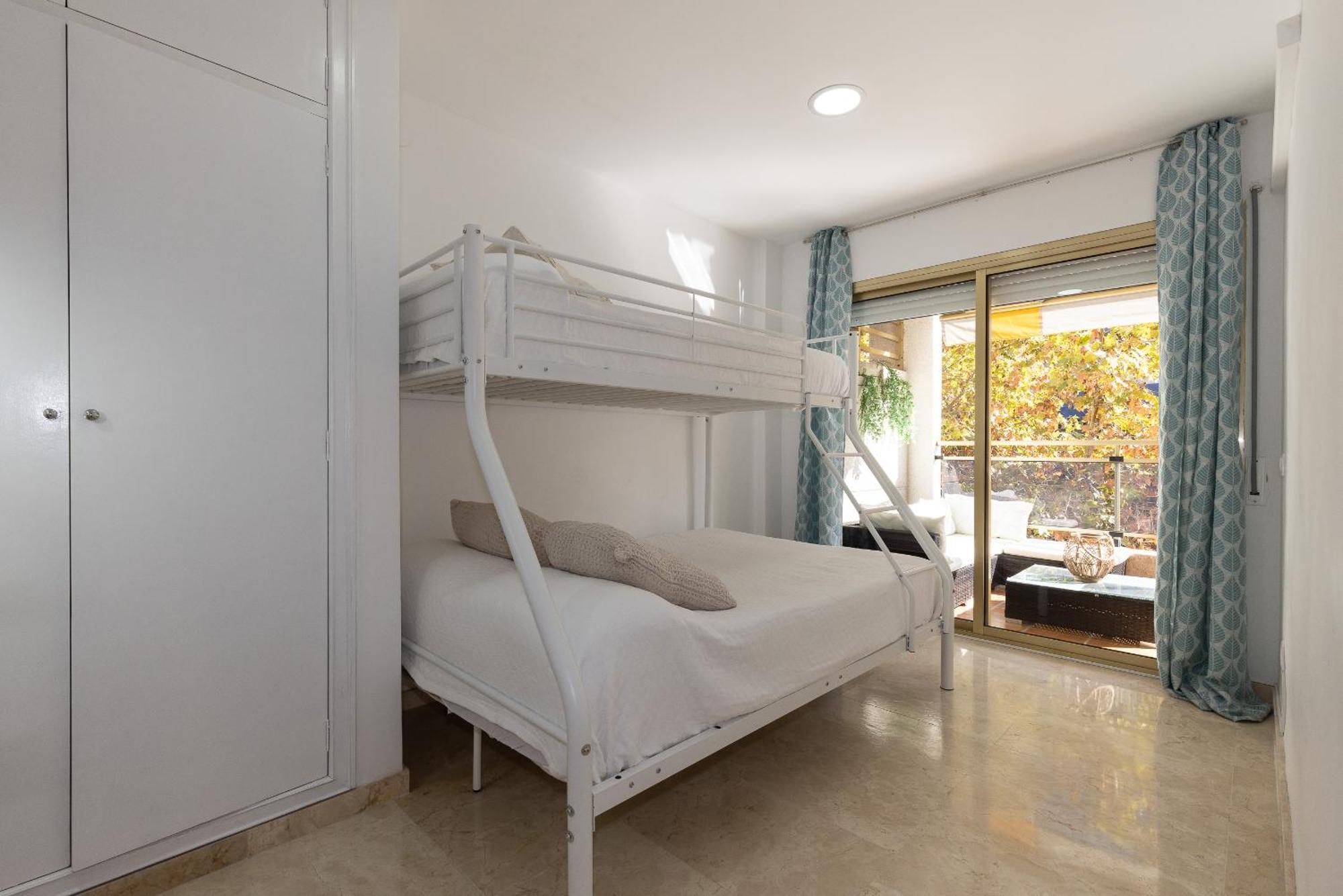 Uhc Michelangelo Apartments Salou Room photo
