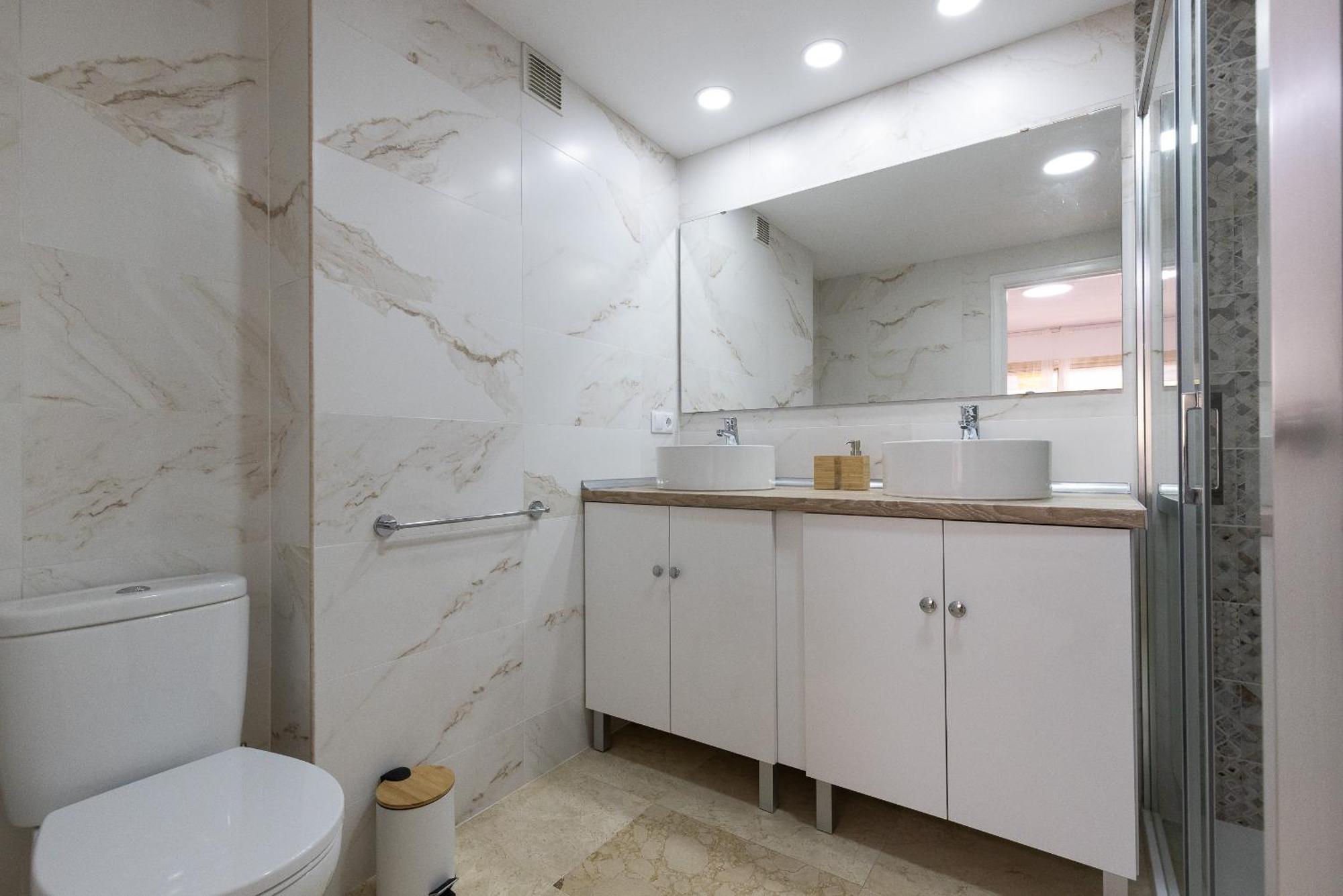 Uhc Michelangelo Apartments Salou Room photo