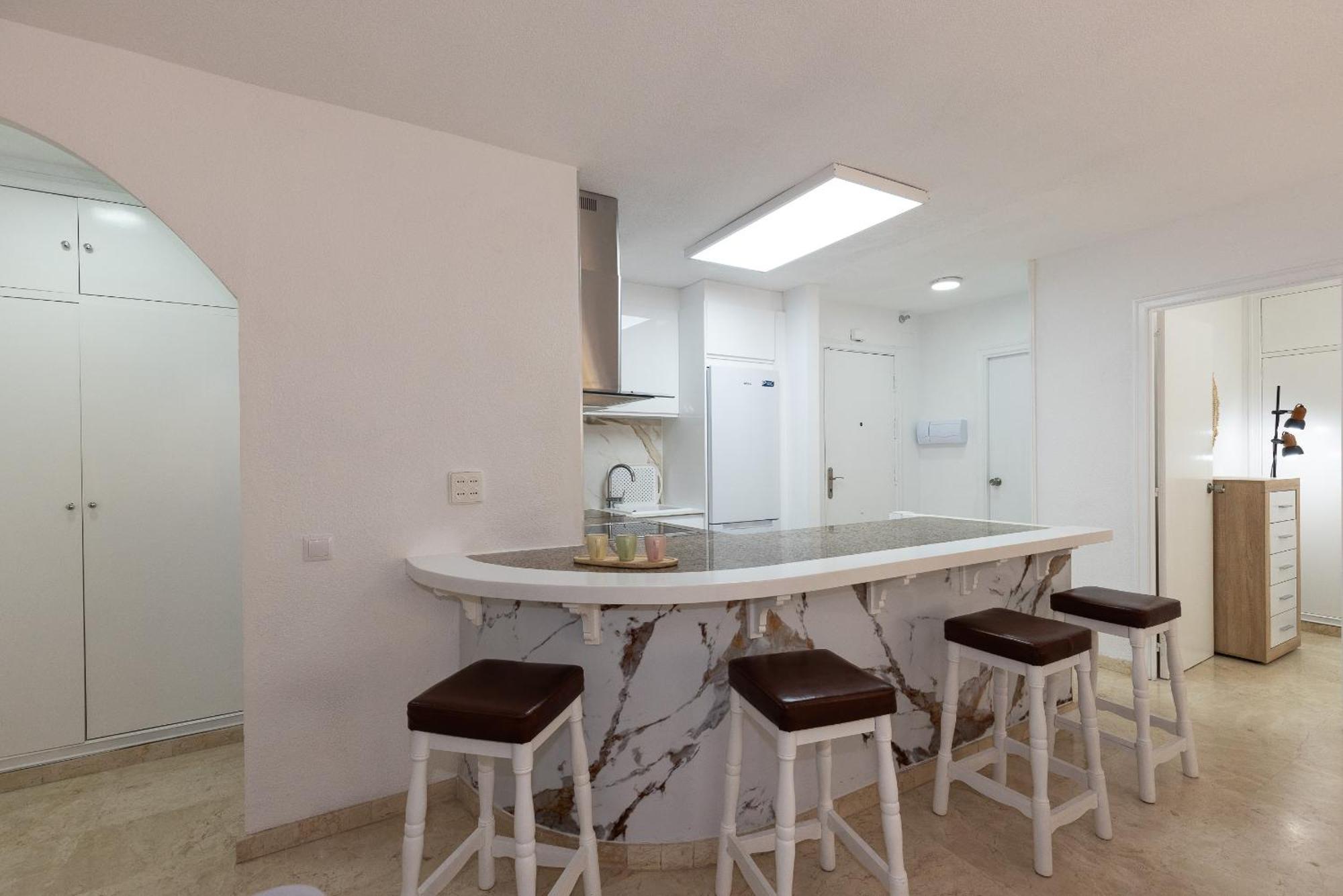 Uhc Michelangelo Apartments Salou Room photo