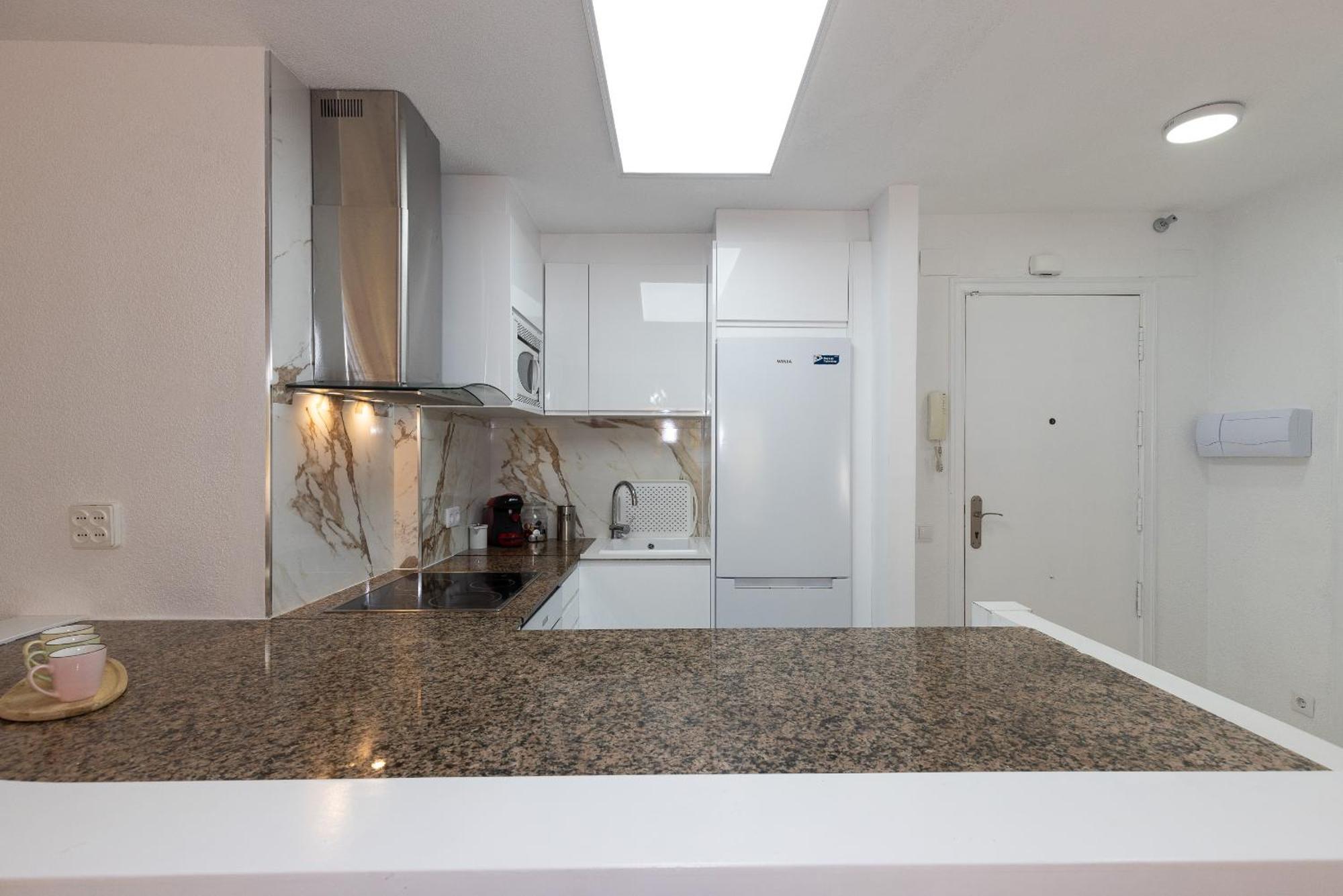 Uhc Michelangelo Apartments Salou Room photo
