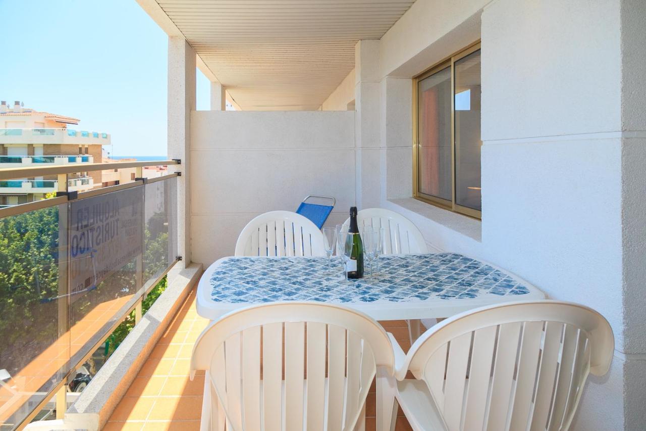Uhc Michelangelo Apartments Salou Exterior photo
