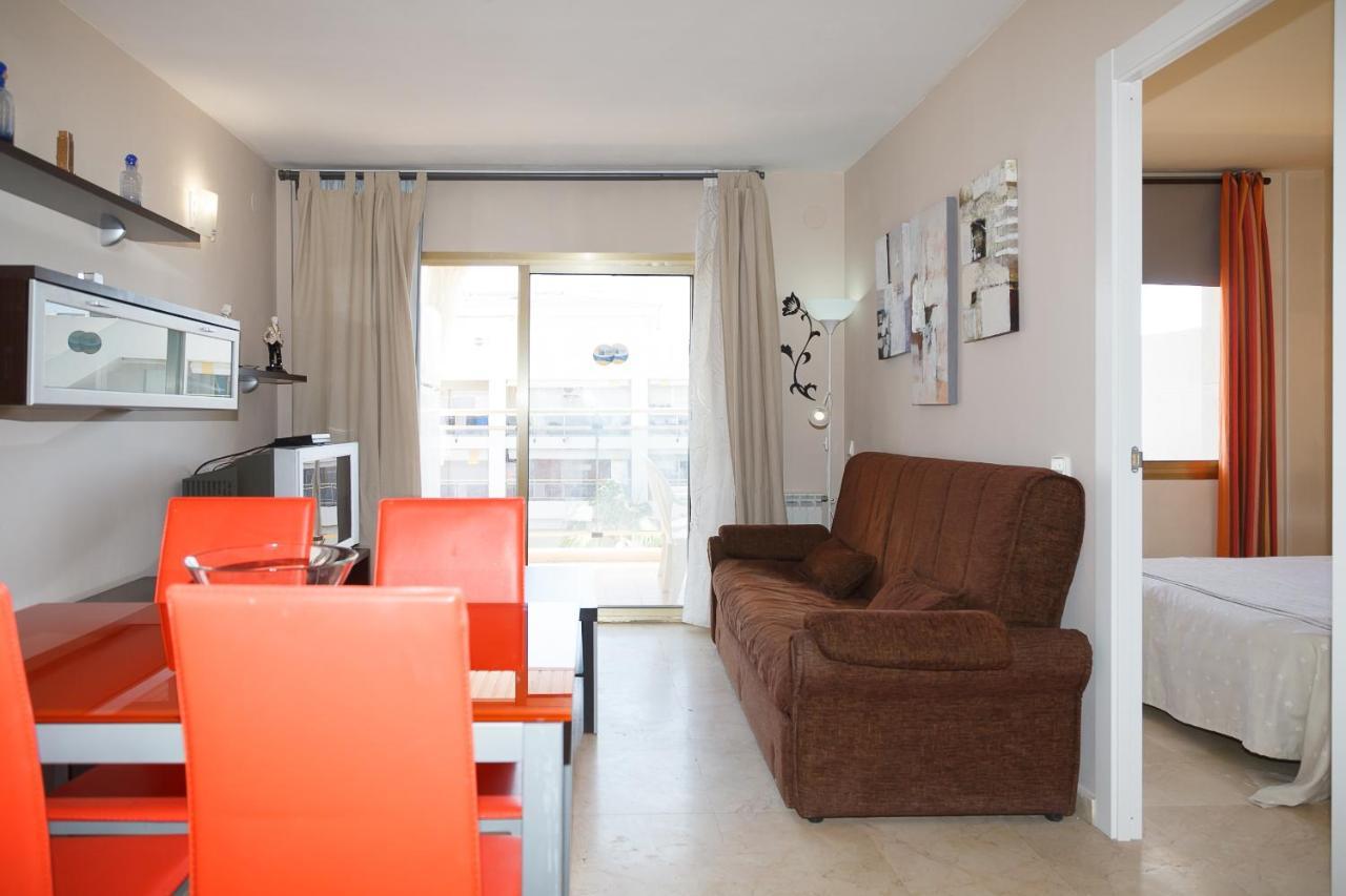 Uhc Michelangelo Apartments Salou Exterior photo