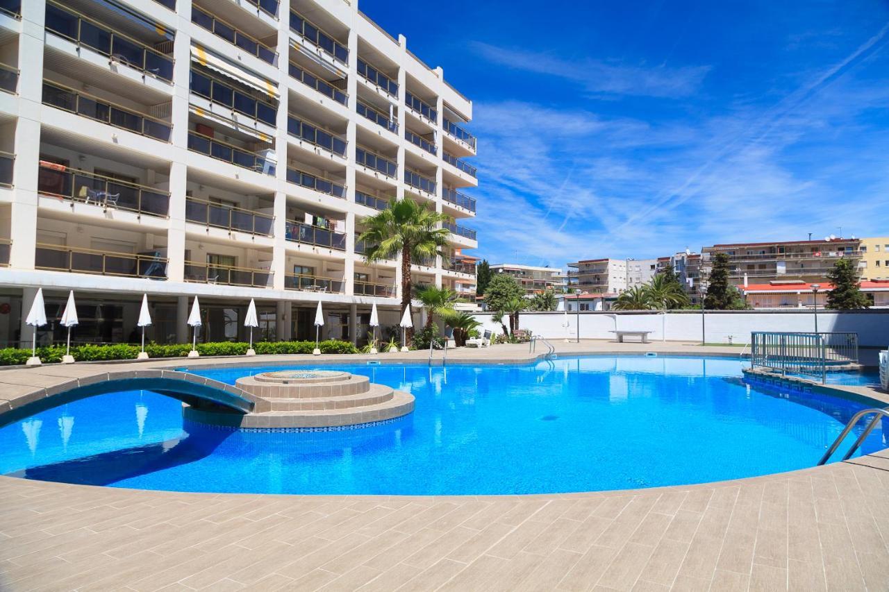 Uhc Michelangelo Apartments Salou Exterior photo